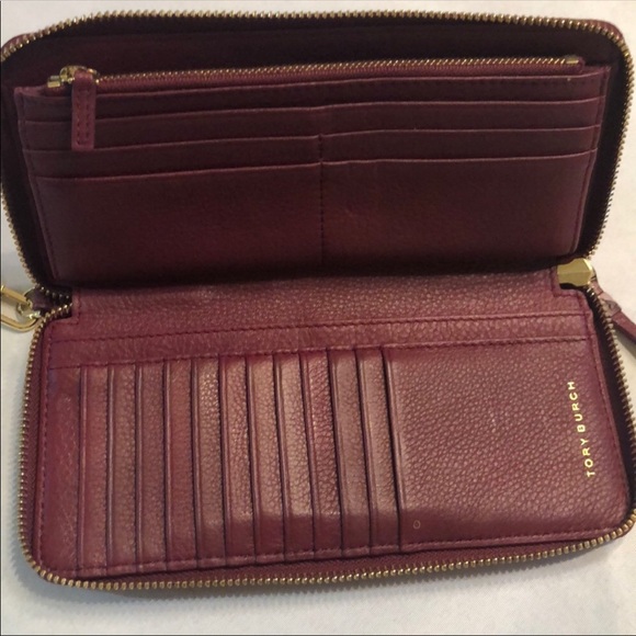 Tory Burch wallet and matching tote - Picture 4 of 6